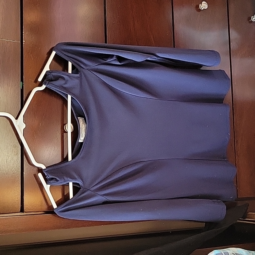 Simonton Says Cold Shoulder Top